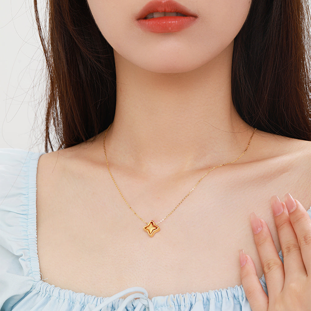 18K Gold Four-Pointed Star Pendant