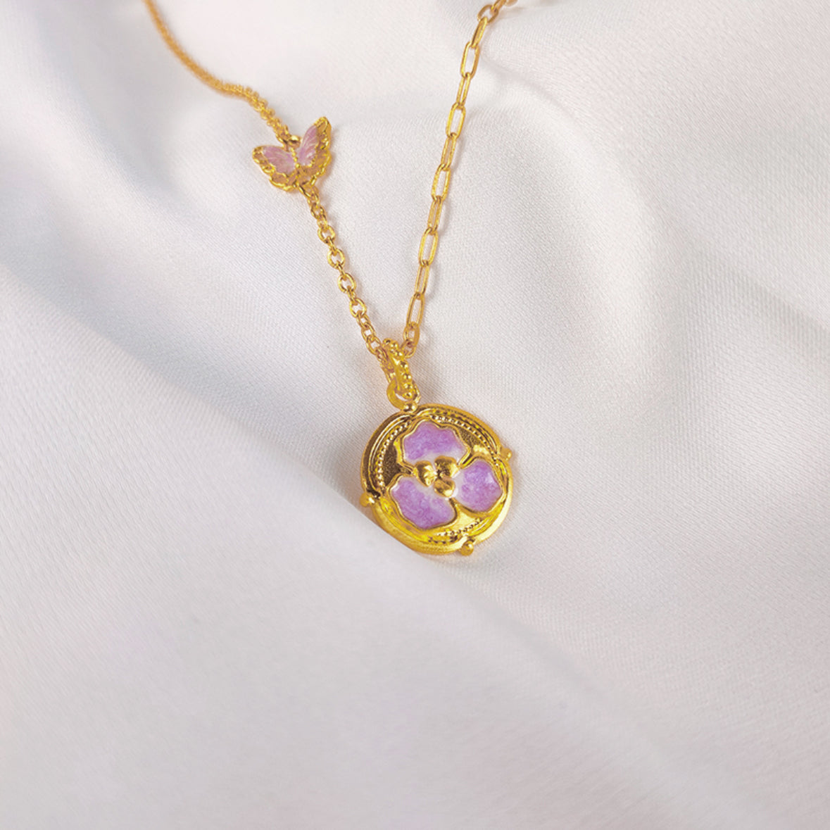 Monet Vòng cổ thẻ Iris bướm vàng 24K sê-ri Garden