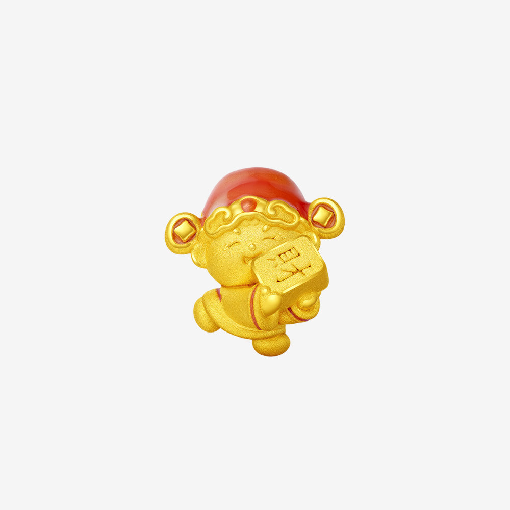 ChowTaiSeng 24K gold God of Wealth charm front view — smiling cartoon figure with red thermochromic hat holding gold ingot engraved with 财 wealth character, white background