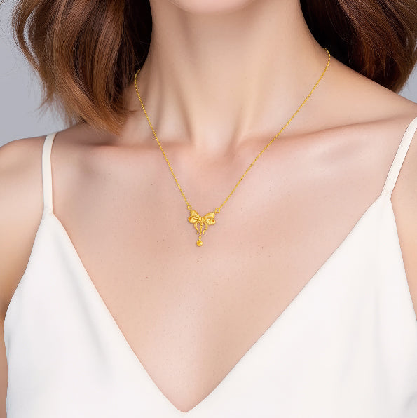 18K Gold Ribbon Bow Knot Necklace