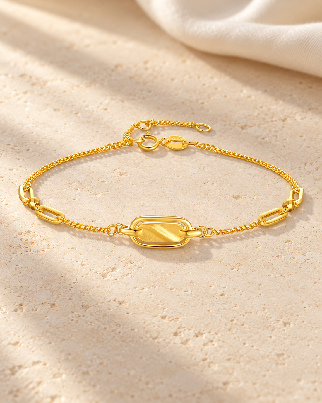 Gold Jewelry Varieties and Types: A Chow Tai Seng Guide