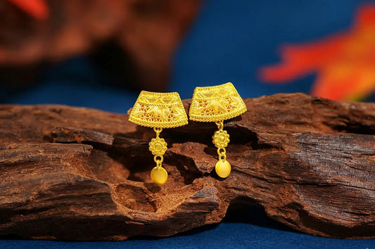 The Brilliance and Maintenance of Gold: Exploring the Mysteries of a Precious Metal
