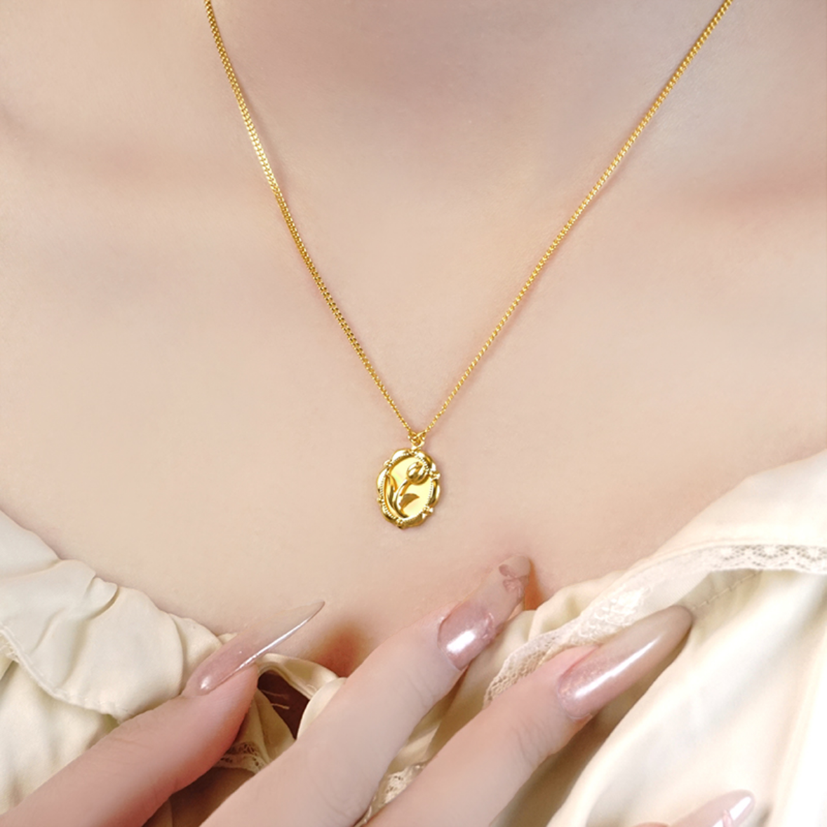 Monet Garden Series 24K Gold Colorful Tulip Oval Necklace