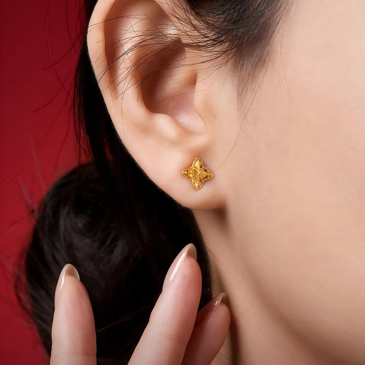 [Pre-sale] Dazzling Gold Series 24K Gold Four-Leaf Clover Earrings