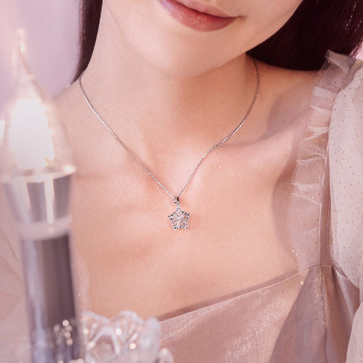 Pt950 Platinum Hallow Star Necklace Pendant