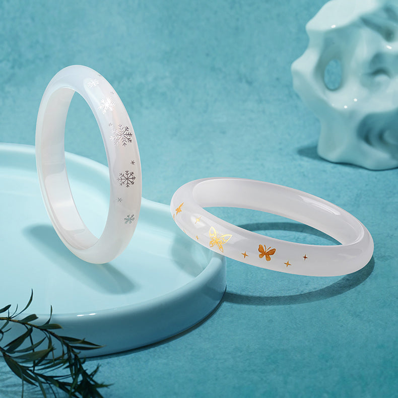 [Pre-sale] Butterfly Snowflake White Moonlight Chalcedony Bangle