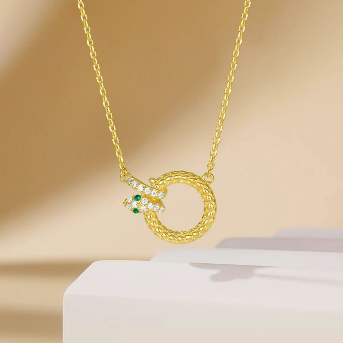 S925 Silver Zircon Snake Round Necklace