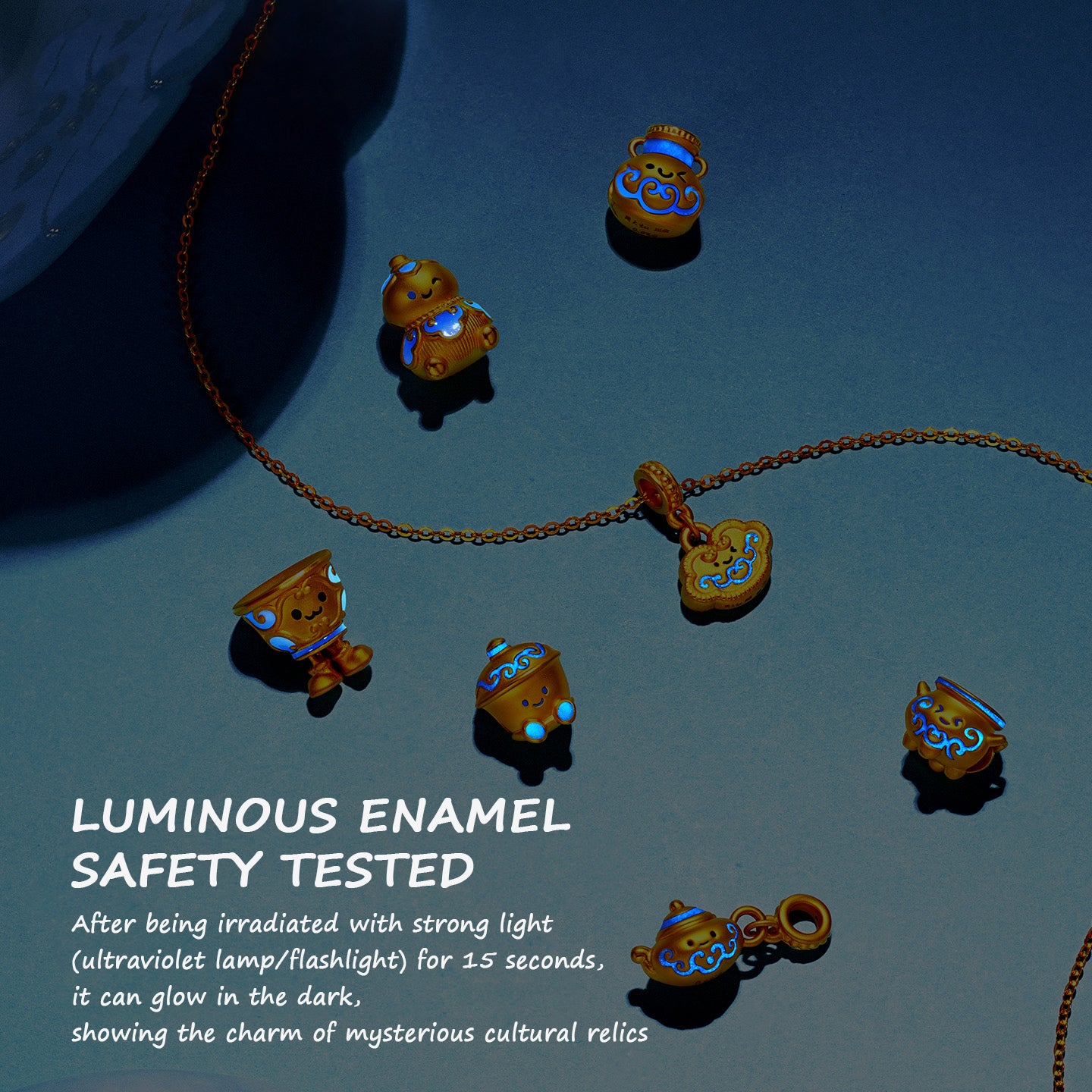 Chinese Cultural Relics Series 24K Gold Luminous Enamel Blue and White Porcelain Charm