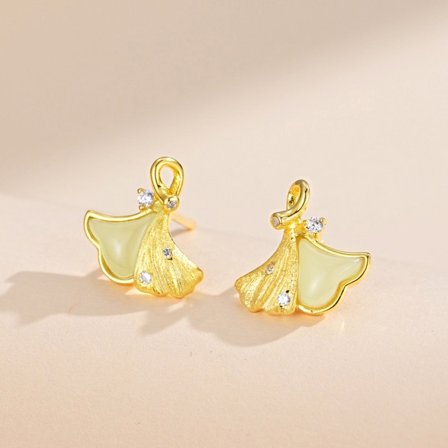 [Pre-sale] S925 Silver Hetian Jade Ginkgo Leaf Jewelry Set - Necklace Earrings