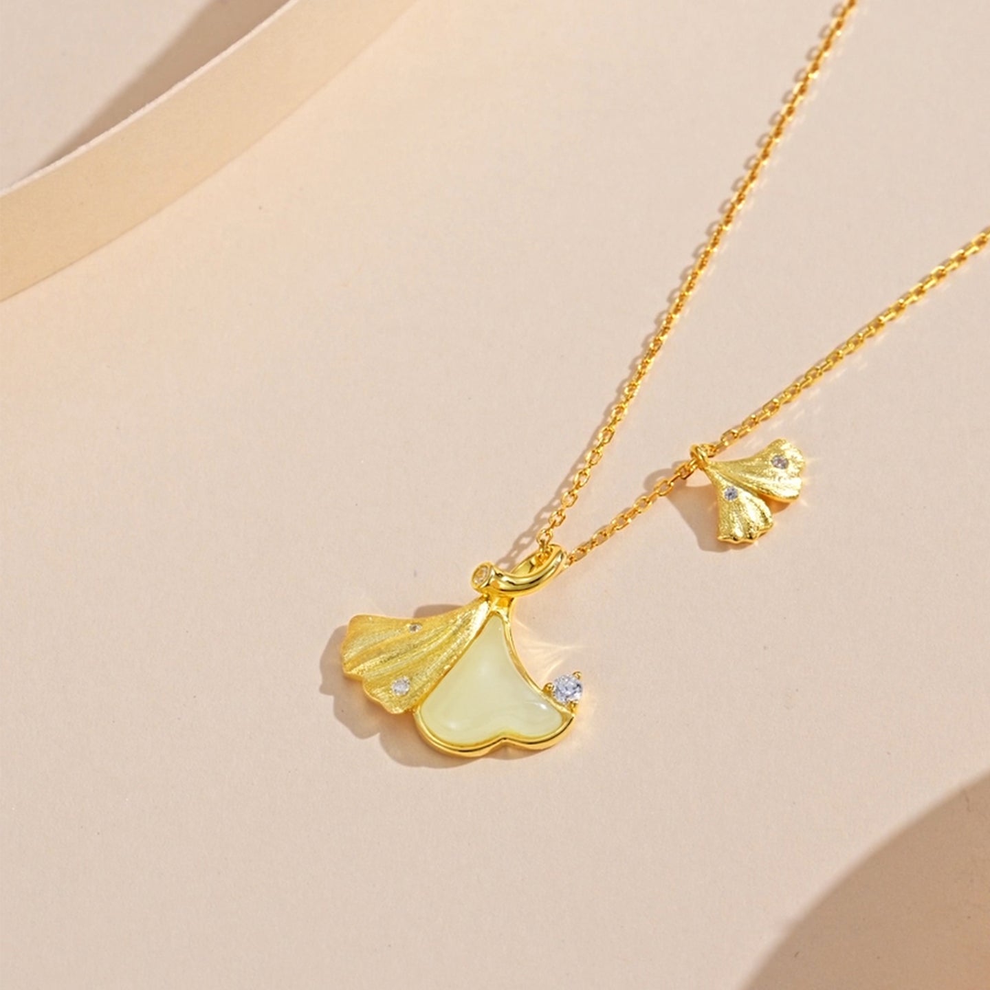 [Pre-sale] S925 Silver Hetian Jade Ginkgo Leaf Jewelry Set - Necklace Earrings