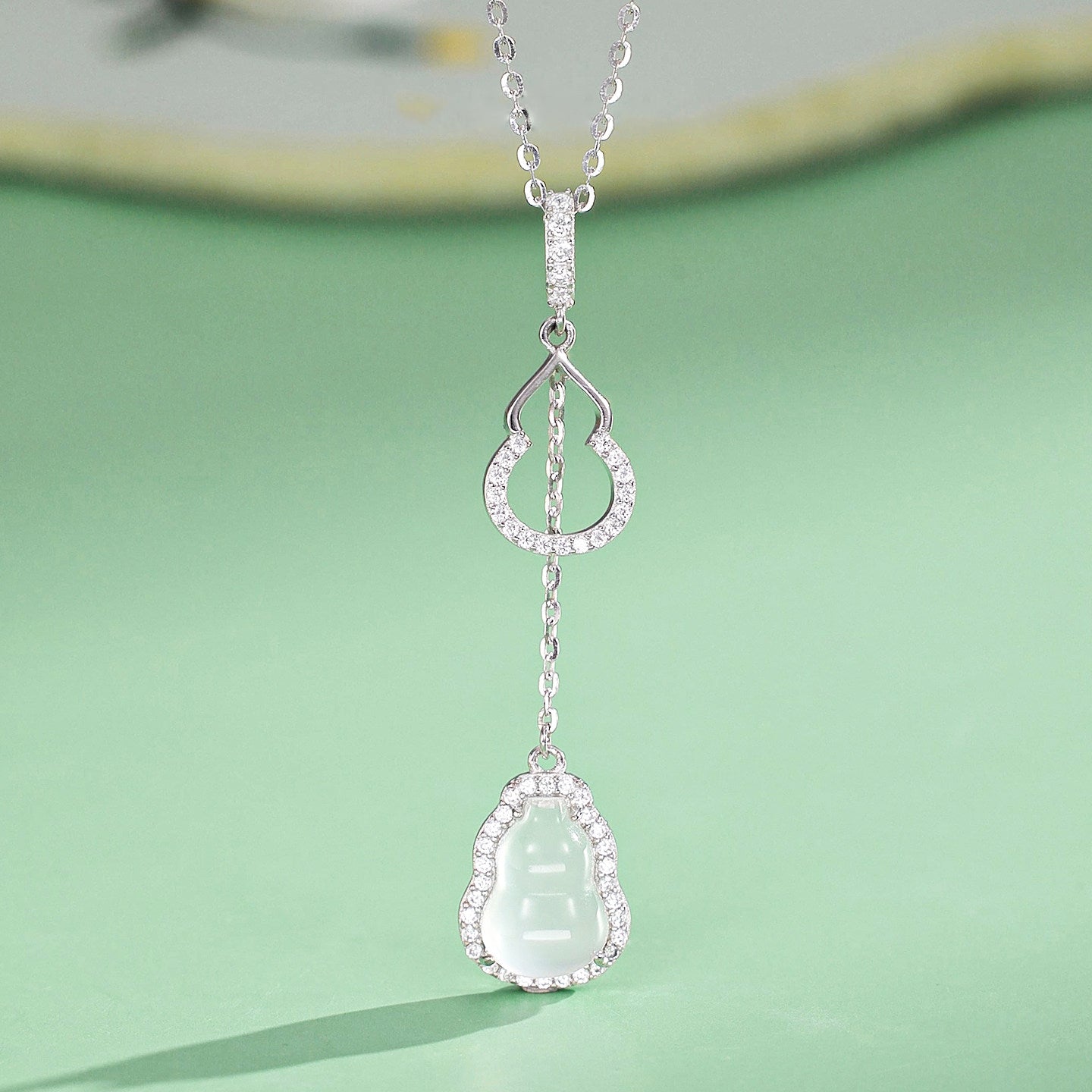 [Pre-sale] Silver Zircon Chalcedony Gourd Y Necklace