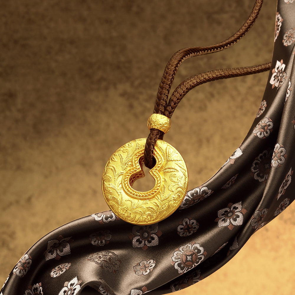 Chinese Cultural Relics Series 24K Gold Nanjing Brocade Ping An Buckle Necklace
