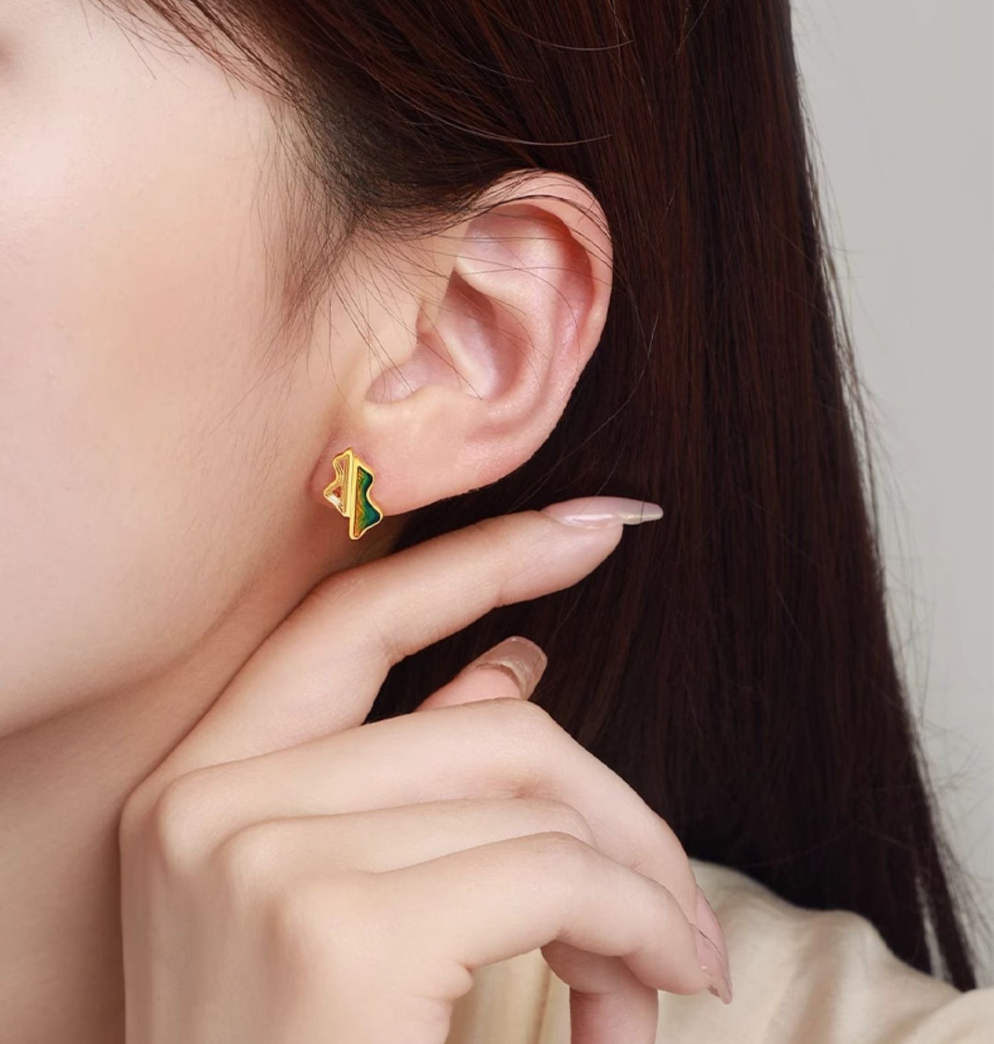 A Grand Panorama of Rivers and Mountains Series 24K Gold Enamel Green Mountain Shadow Earrings