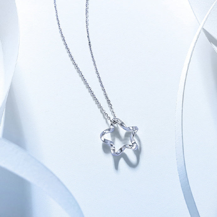 Pt950 Platinum Star Pendant