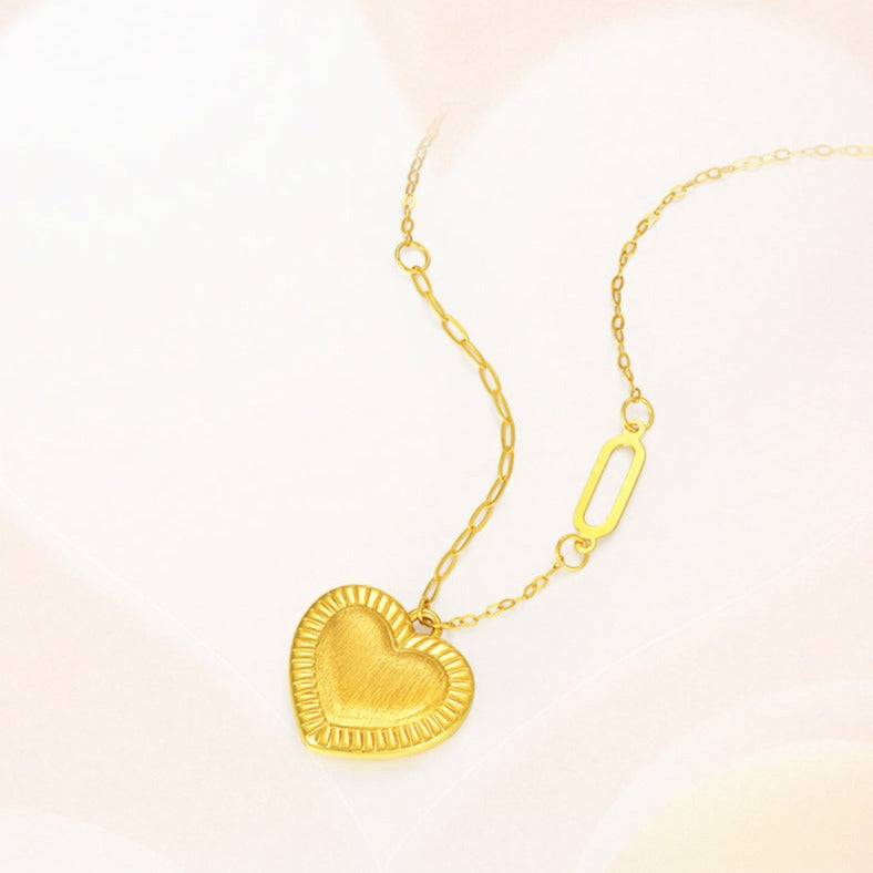 18K Gold Vintage Heart Paperclip Chain Necklace