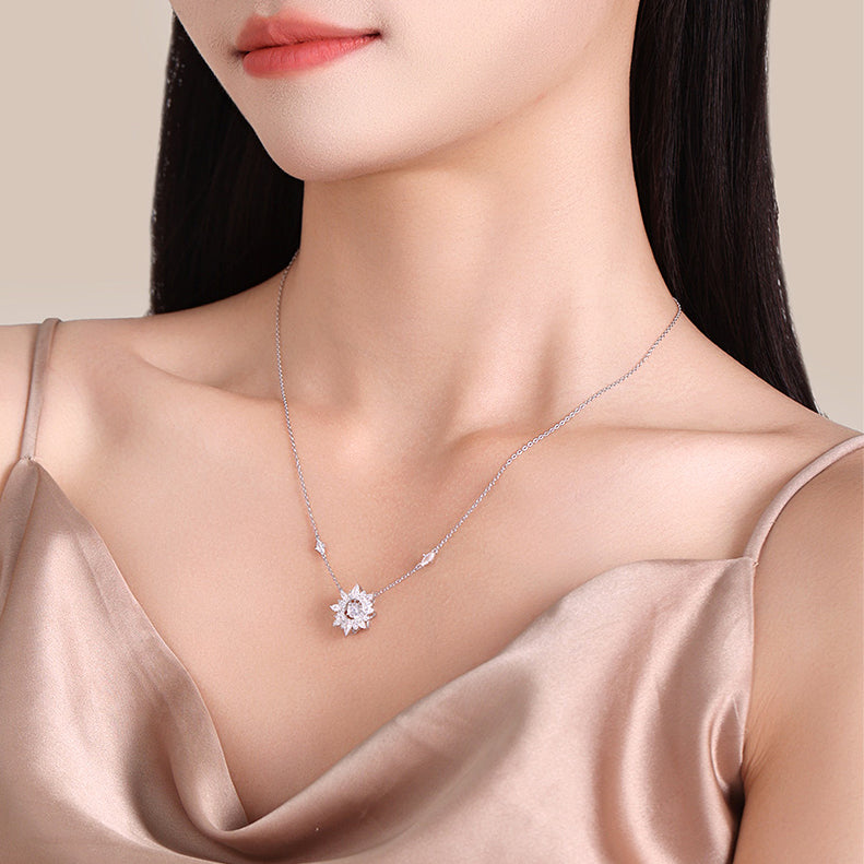 S925 Silver Zircon Shaped Snowflake Necklace