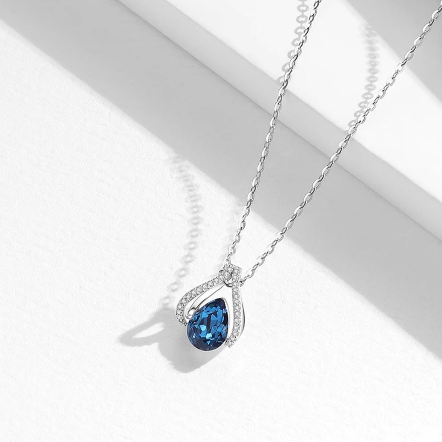Silver Zircon Blue Elegant Necklace