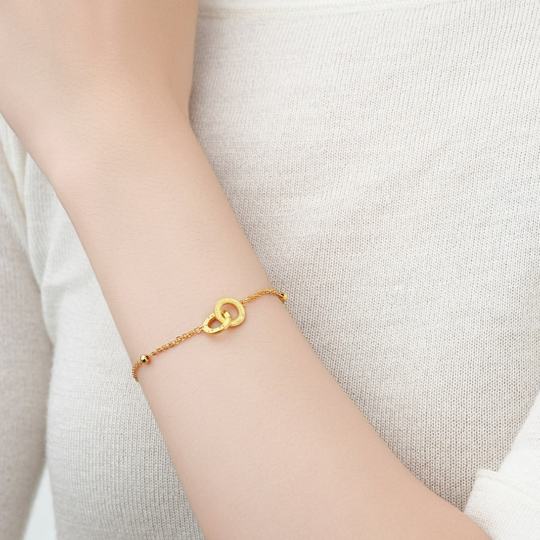 Gold Plated Silver Sparkly Interlocking Circles Bracelet