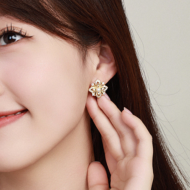 S925 Silver Rococo Style Flower Stud Earrings