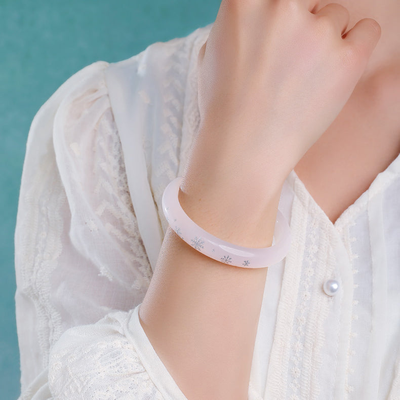 [Pre-sale] Butterfly Snowflake White Moonlight Chalcedony Bangle