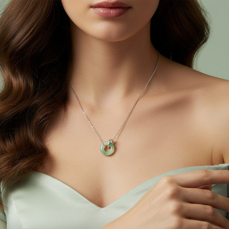 Silver Jade Double Circles Interlocking Necklace – ChowTaiSeng