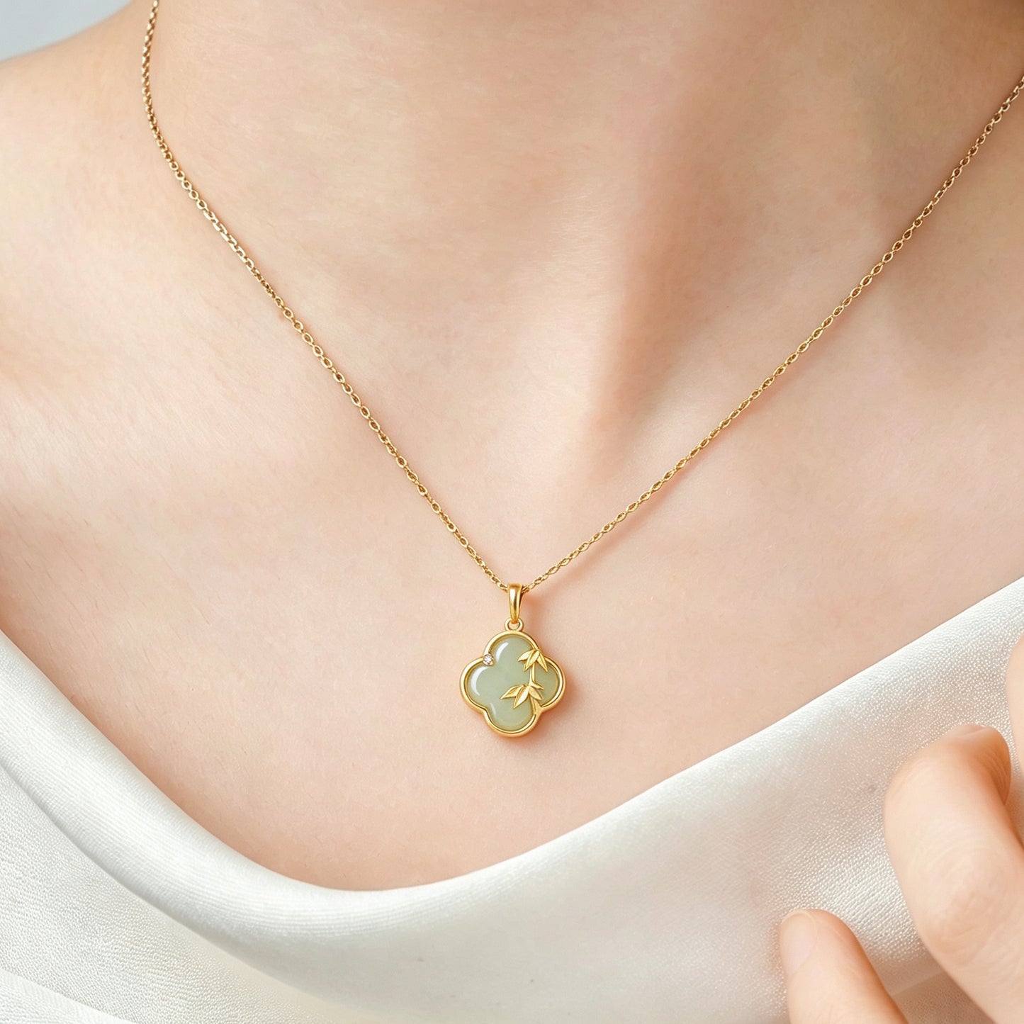 Gold Plated Silver Hetian Jade Bamboo Clover Necklace