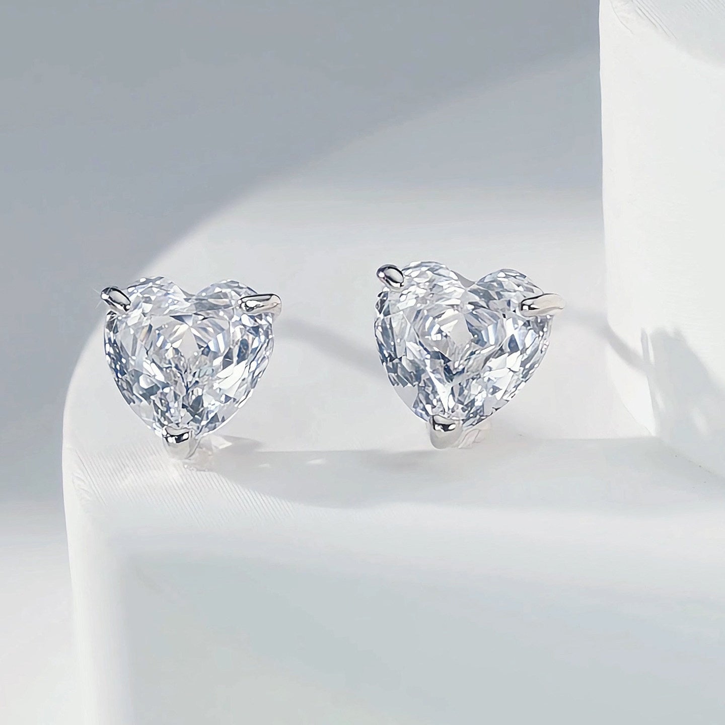 Silver Zircon Heart Jewelry Set - Necklace Earrings