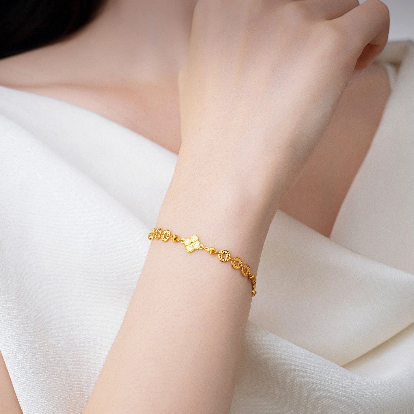 [Pre-sale] Gold Plated Silver Coins Clover Bracelet