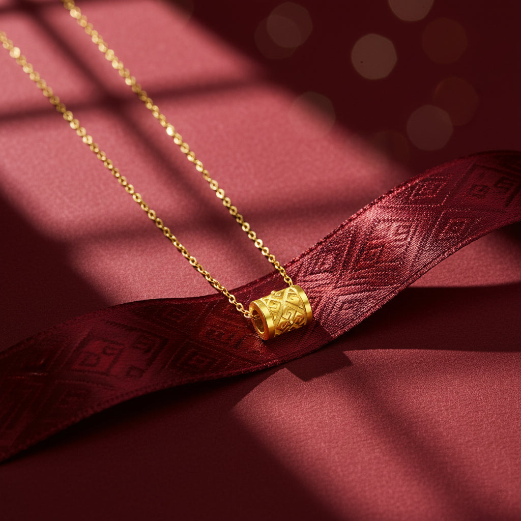 24K Gold Diamond Pattern Barrel Pendant