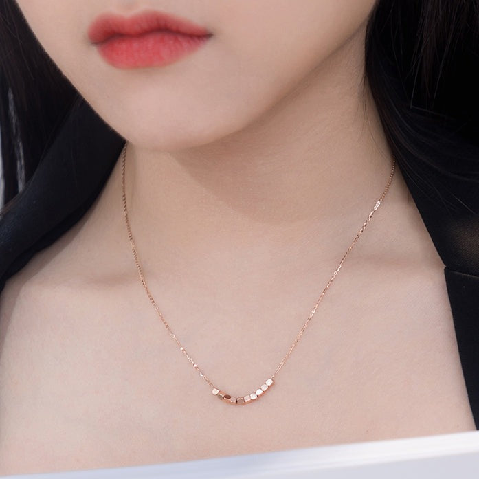 18K Gold O-chain Sugar Cubes Necklace