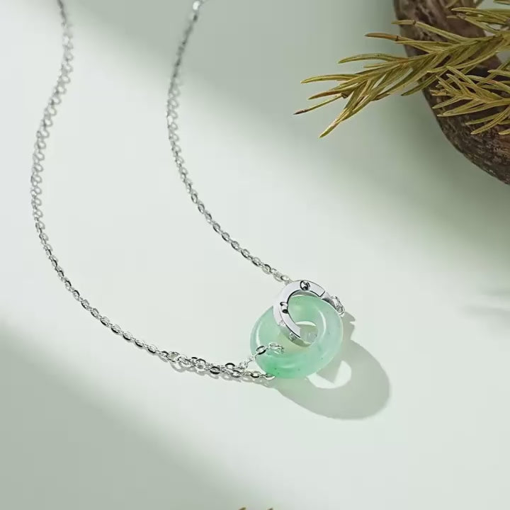 Silver Jade Double Circles Interlocking Necklace – ChowTaiSeng