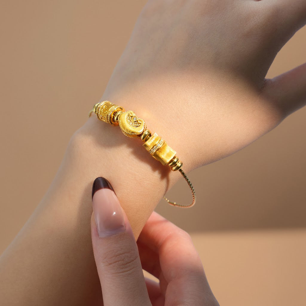 Chinese Cultural Relics Series 24K Gold Diamond Blessing Charm